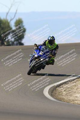 media/Sep-21-2025-TrackDaz (Sun) [[277c75b276]]/B Group/1220pm (Turn 2)/